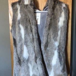 Fur vest